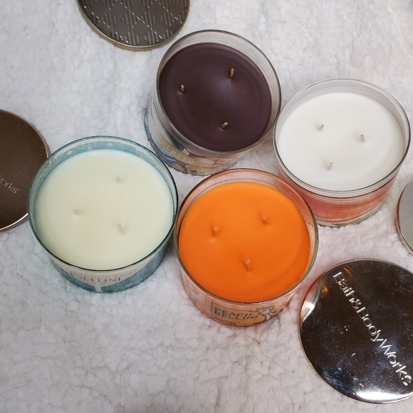 Bath & Body Works 3 Wick Candles NEW - Picture 2 of 15